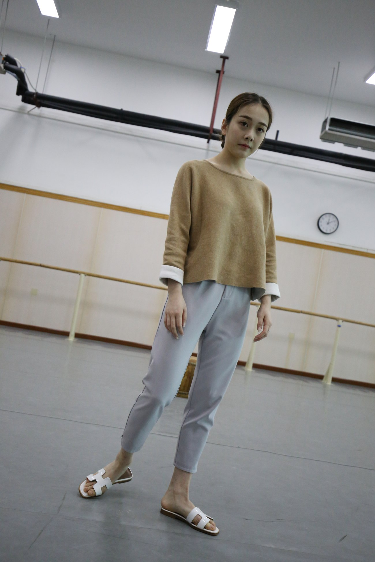 图片[45]-大西瓜爱牙膏-早期作品-Z1 休闲裤少女 [180P] – 速更版-美库