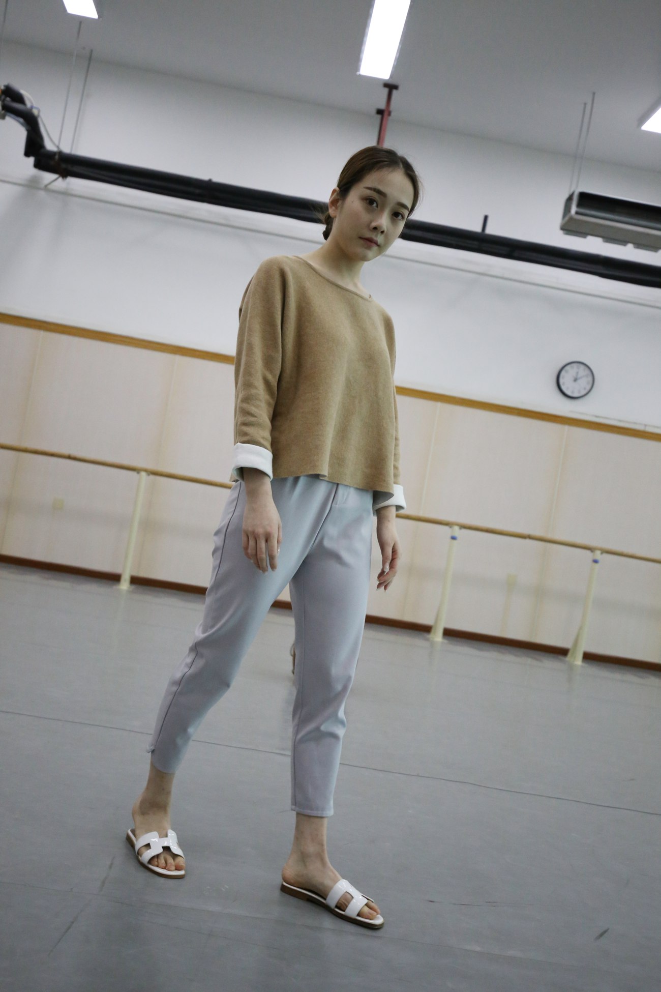 图片[47]-大西瓜爱牙膏-早期作品-Z1 休闲裤少女 [180P] – 速更版-美库