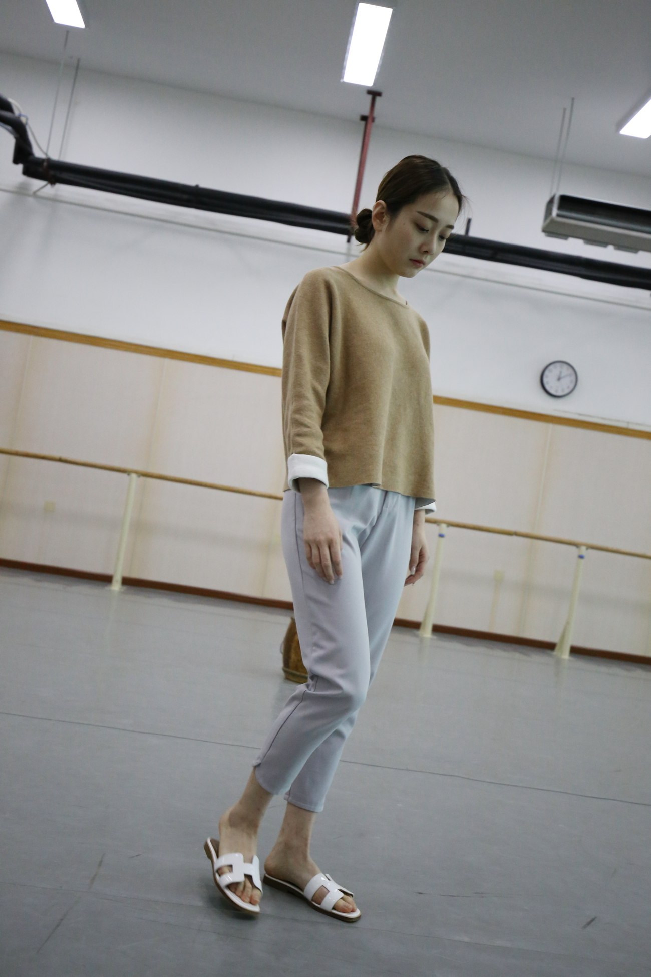 图片[50]-大西瓜爱牙膏-早期作品-Z1 休闲裤少女 [180P] – 速更版-美库