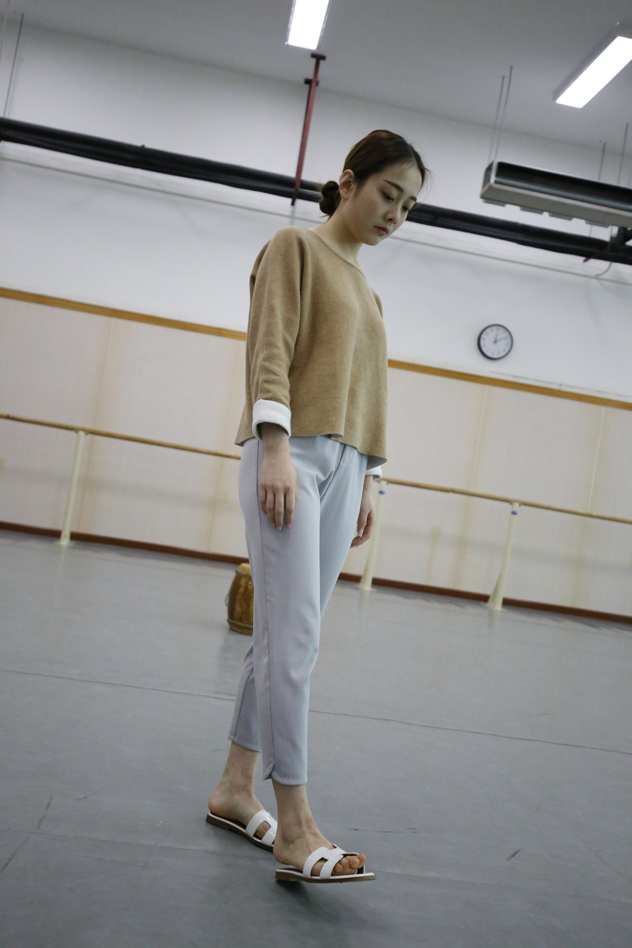 图片[51]-大西瓜爱牙膏-早期作品-Z1 休闲裤少女 [180P] – 速更版-美库