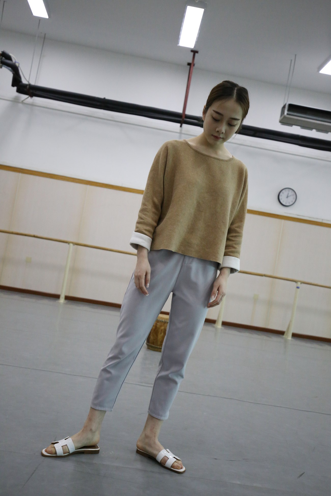 图片[53]-大西瓜爱牙膏-早期作品-Z1 休闲裤少女 [180P] – 速更版-美库