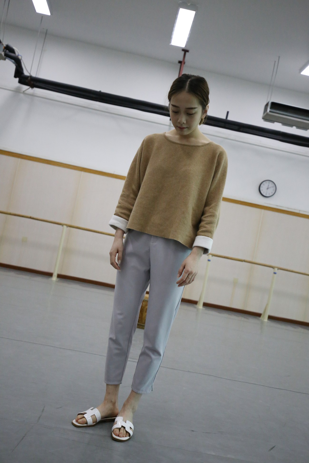 图片[56]-大西瓜爱牙膏-早期作品-Z1 休闲裤少女 [180P] – 速更版-美库