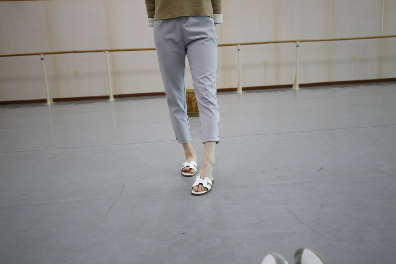 图片[60]-大西瓜爱牙膏-早期作品-Z1 休闲裤少女 [180P] – 速更版-美库