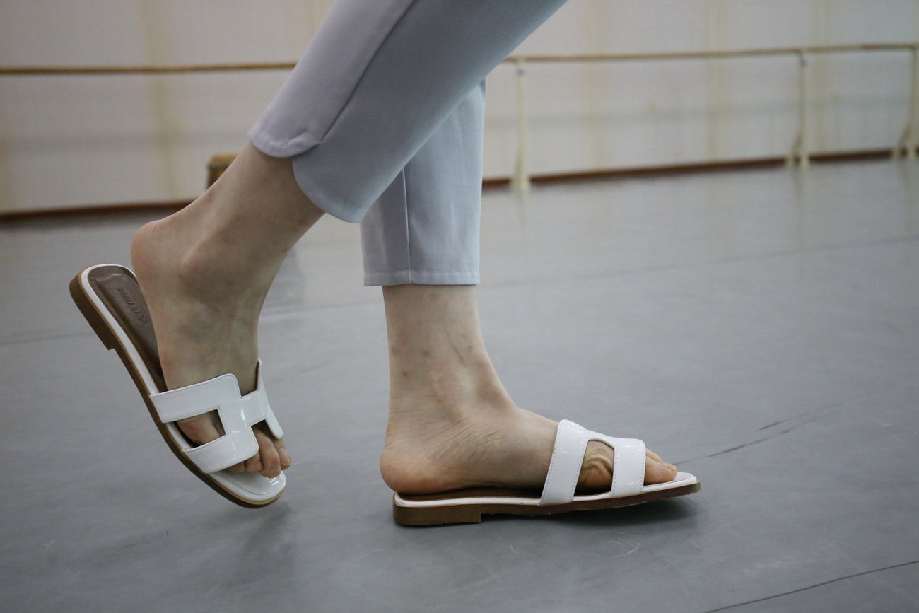 图片[64]-大西瓜爱牙膏-早期作品-Z1 休闲裤少女 [180P] – 速更版-美库