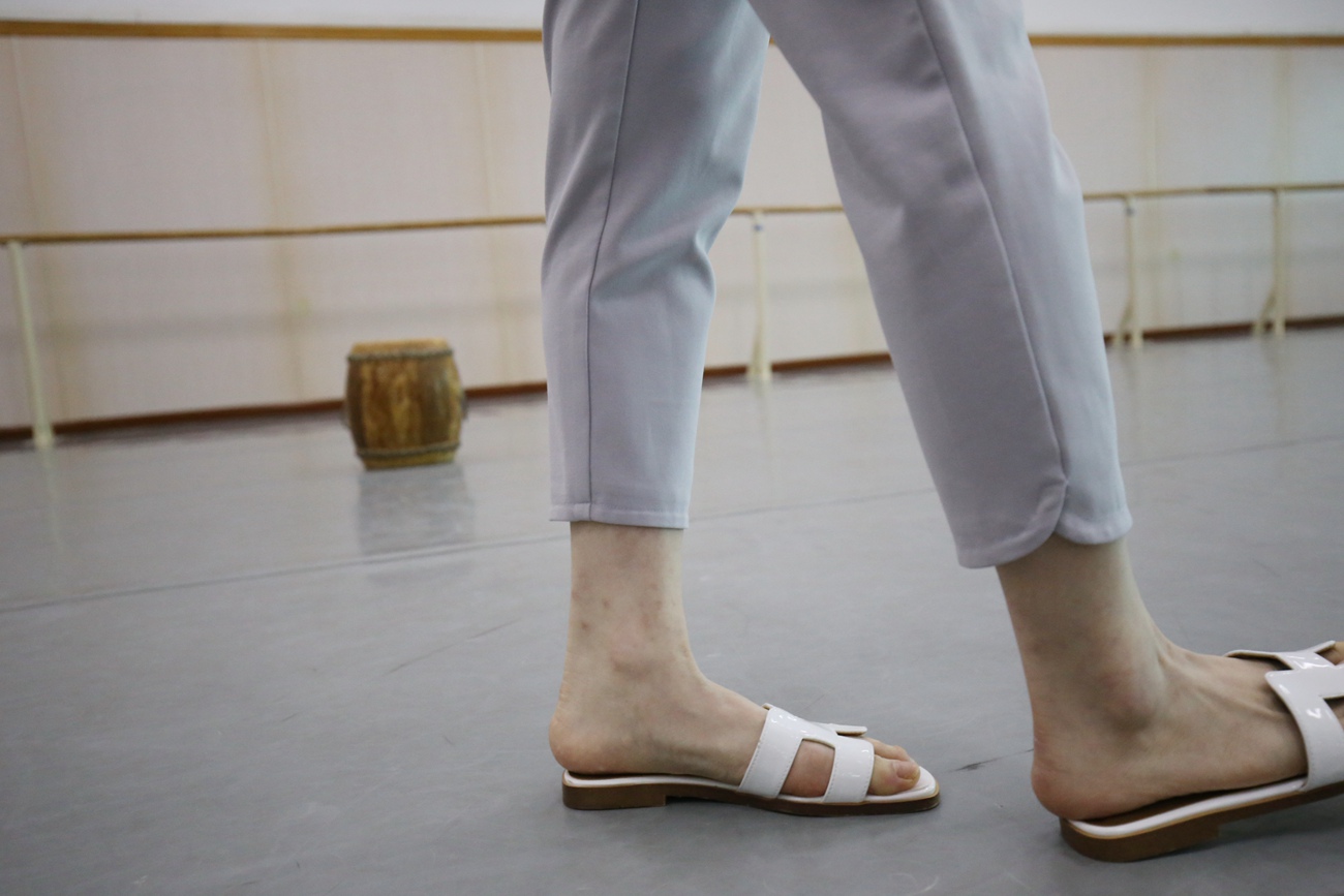 图片[69]-大西瓜爱牙膏-早期作品-Z1 休闲裤少女 [180P] – 速更版-美库