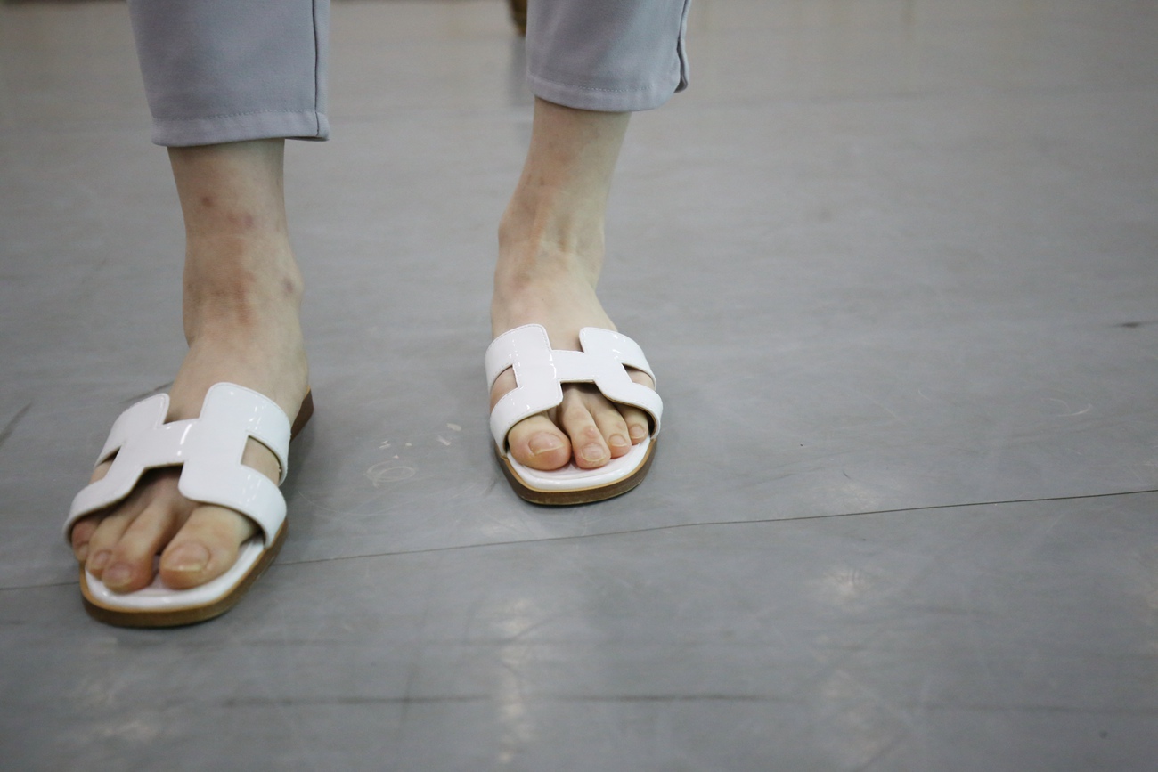 图片[78]-大西瓜爱牙膏-早期作品-Z1 休闲裤少女 [180P] – 速更版-美库