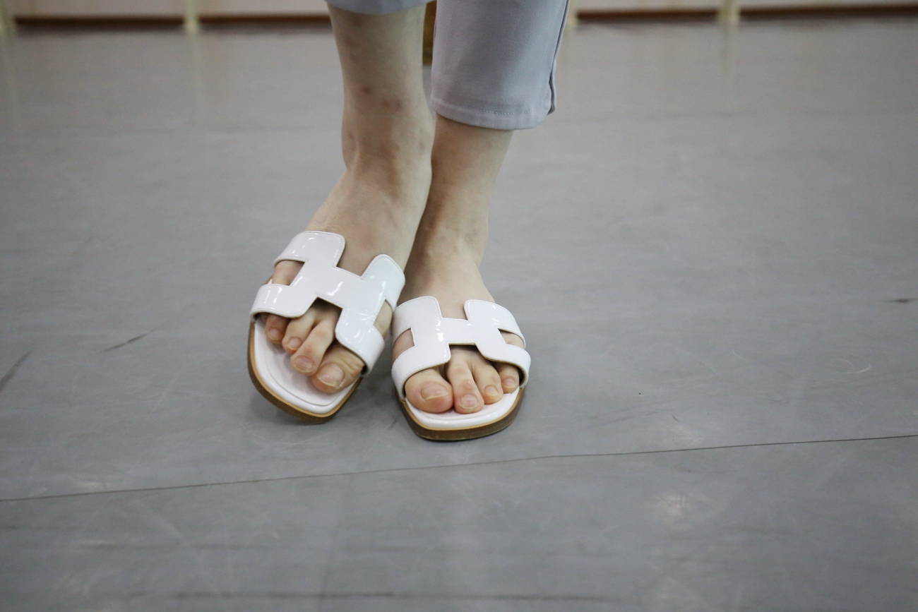 图片[80]-大西瓜爱牙膏-早期作品-Z1 休闲裤少女 [180P] – 速更版-美库