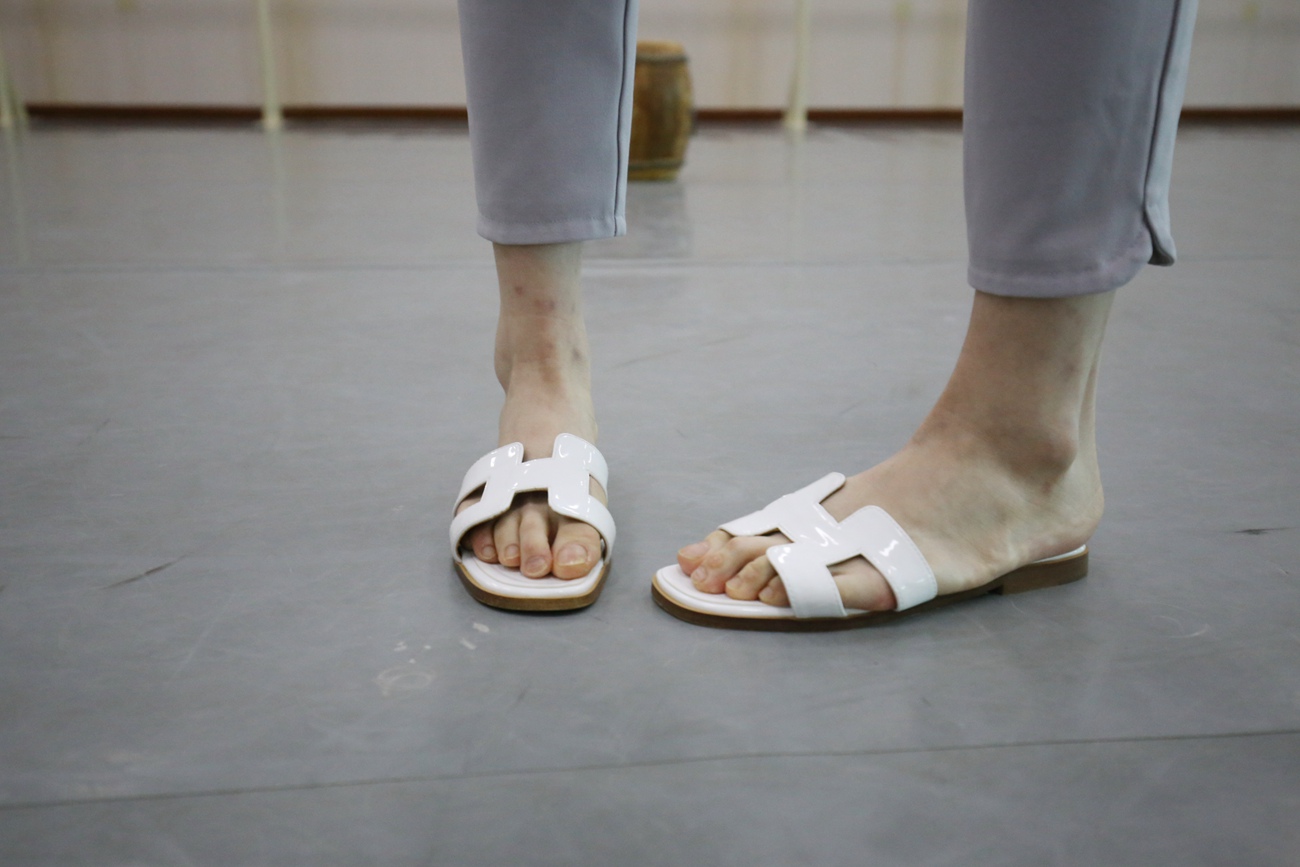 图片[92]-大西瓜爱牙膏-早期作品-Z1 休闲裤少女 [180P] – 速更版-美库