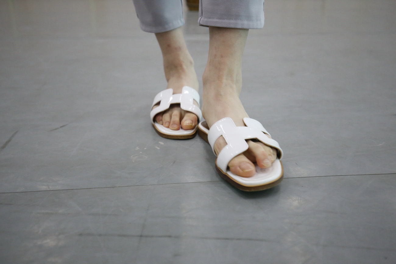 图片[95]-大西瓜爱牙膏-早期作品-Z1 休闲裤少女 [180P] – 速更版-美库