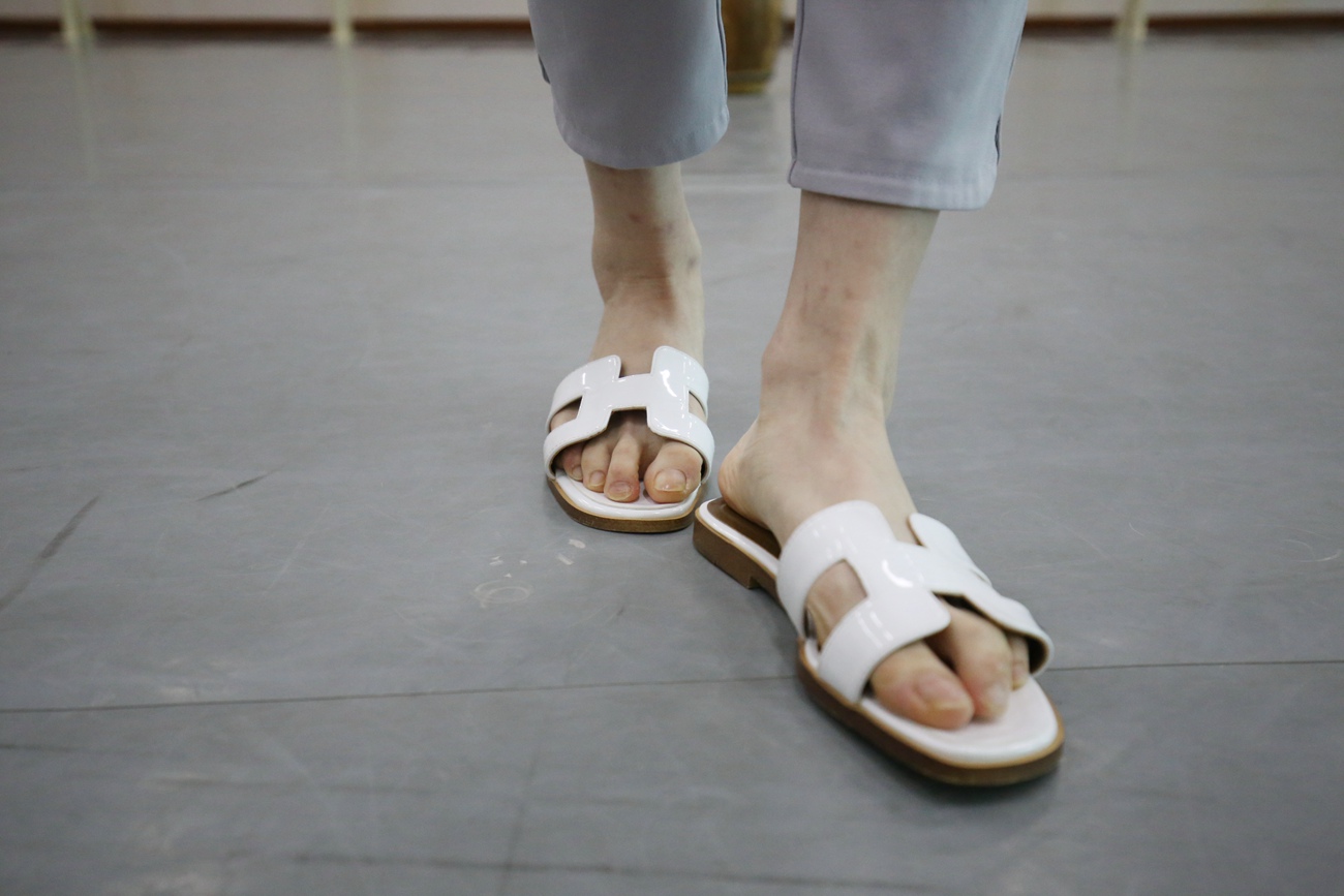 图片[96]-大西瓜爱牙膏-早期作品-Z1 休闲裤少女 [180P] – 速更版-美库