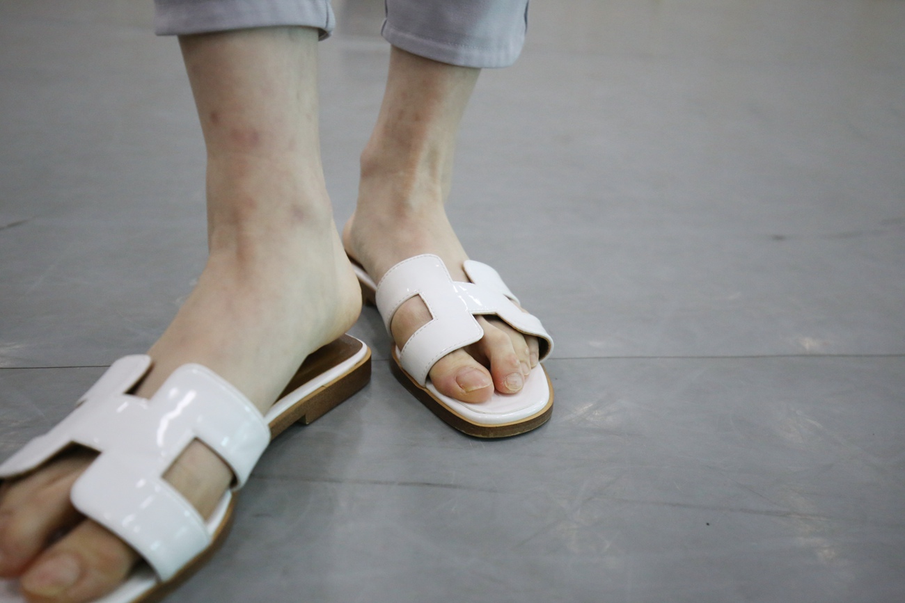 图片[98]-大西瓜爱牙膏-早期作品-Z1 休闲裤少女 [180P] – 速更版-美库