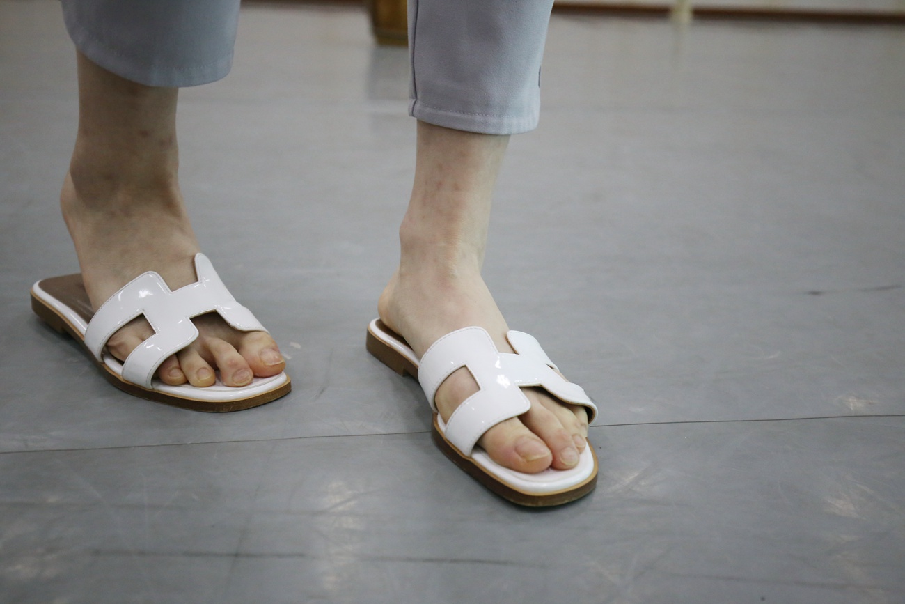 图片[104]-大西瓜爱牙膏-早期作品-Z1 休闲裤少女 [180P] – 速更版-美库