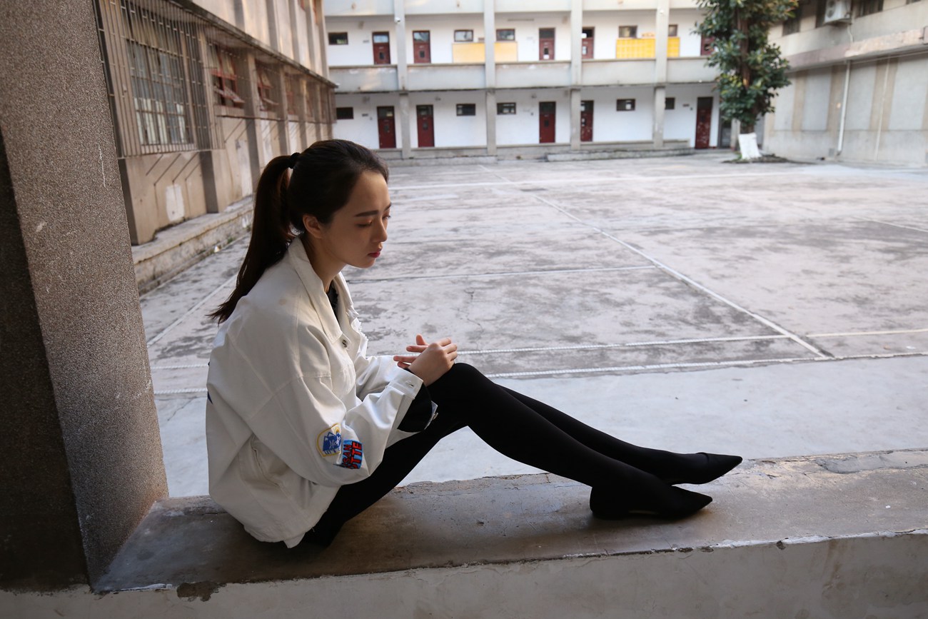 图片[13]-大西瓜爱牙膏-早期作品-Z2-1 衬黑厚丝 (1)[135P] – 速更版-美库