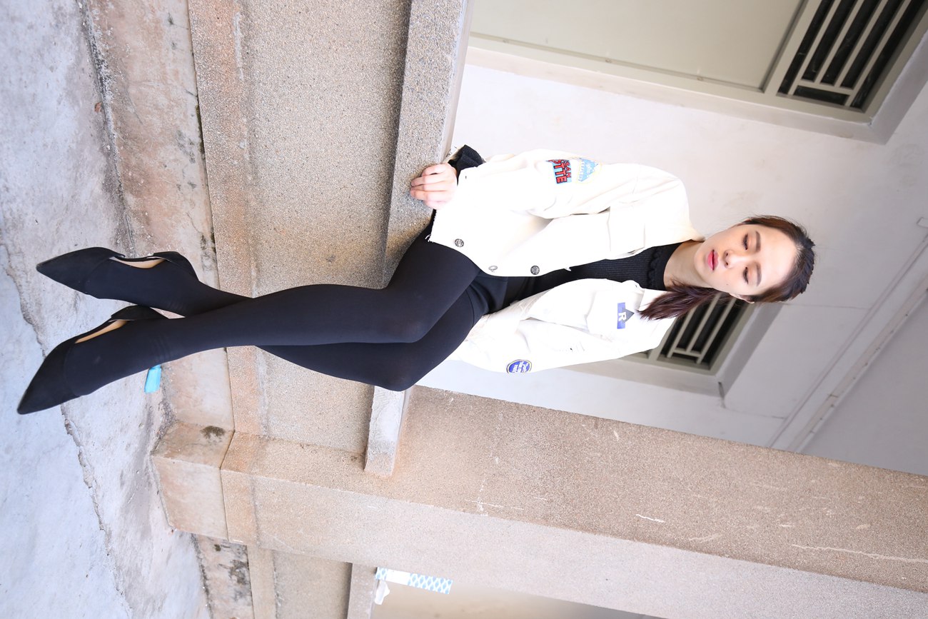 图片[17]-大西瓜爱牙膏-早期作品-Z2-1 衬黑厚丝 (1)[135P] – 速更版-美库