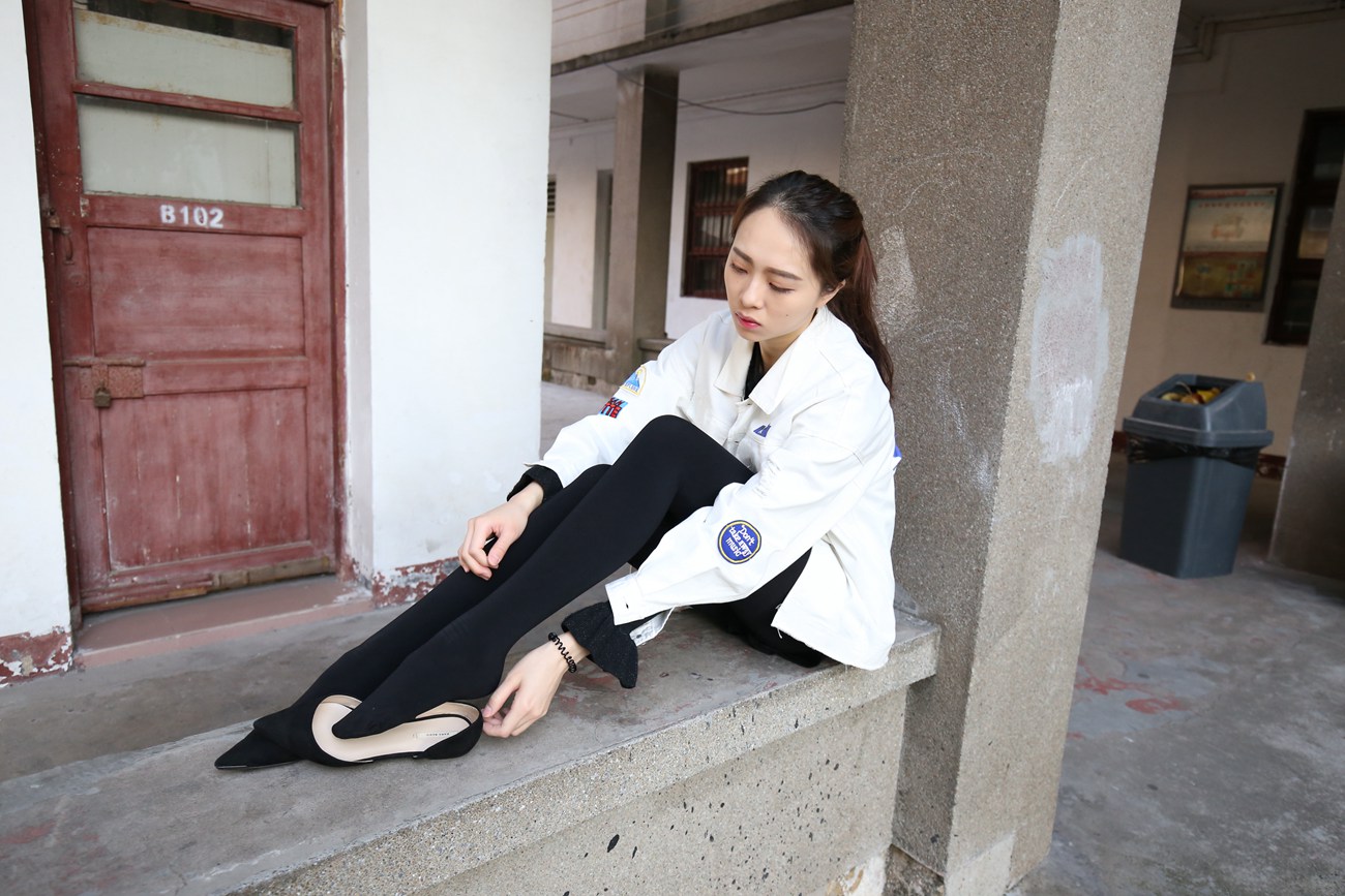 图片[79]-大西瓜爱牙膏-早期作品-Z2-1 衬黑厚丝 (1)[135P] – 速更版-美库