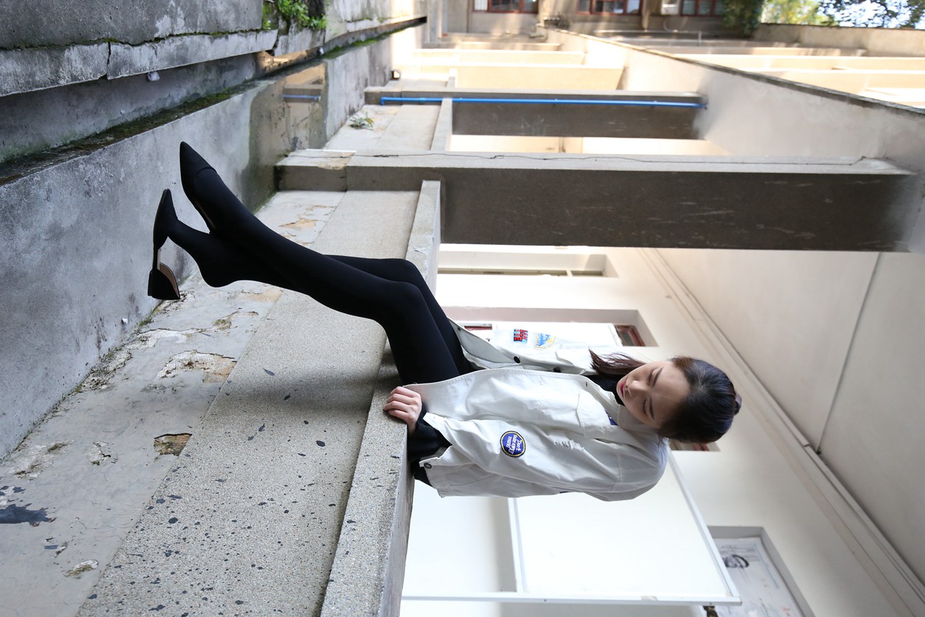 图片[107]-大西瓜爱牙膏-早期作品-Z2-1 衬黑厚丝 (1)[135P] – 速更版-美库