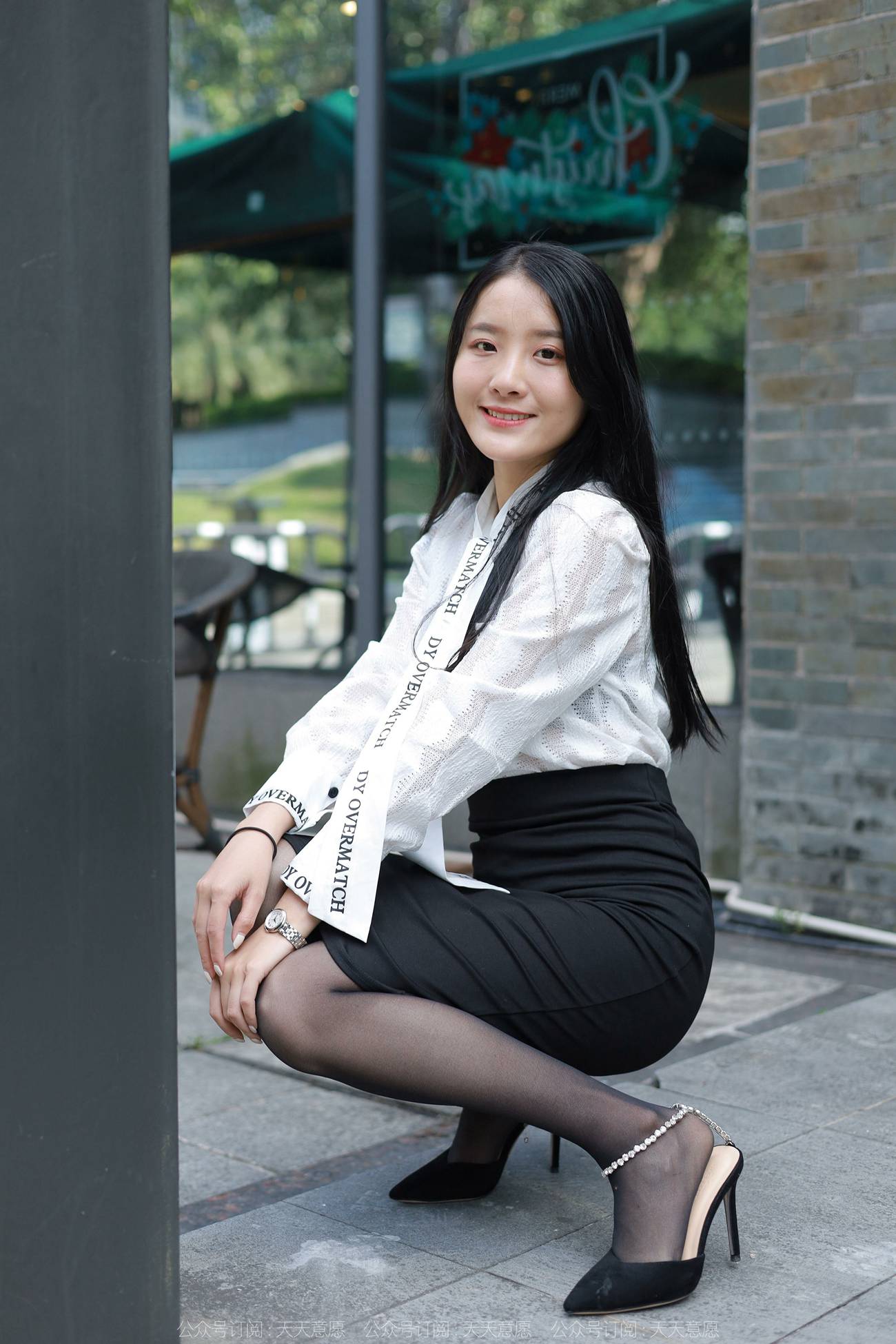 图片[25]-[IESS异思趣向] 耽丝 211122 婉萍的窄裙黑丝装 [90P] – 速更版-美库