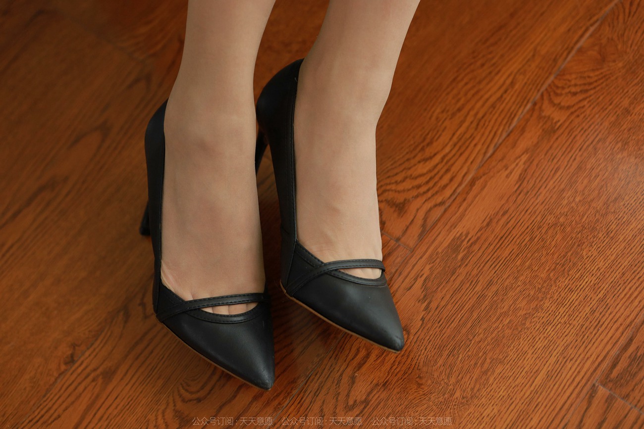 图片[33]-[IESS异思趣向] 耽丝 211124 珊珊来迟的秘书姗姗 [90P] – 速更版-美库