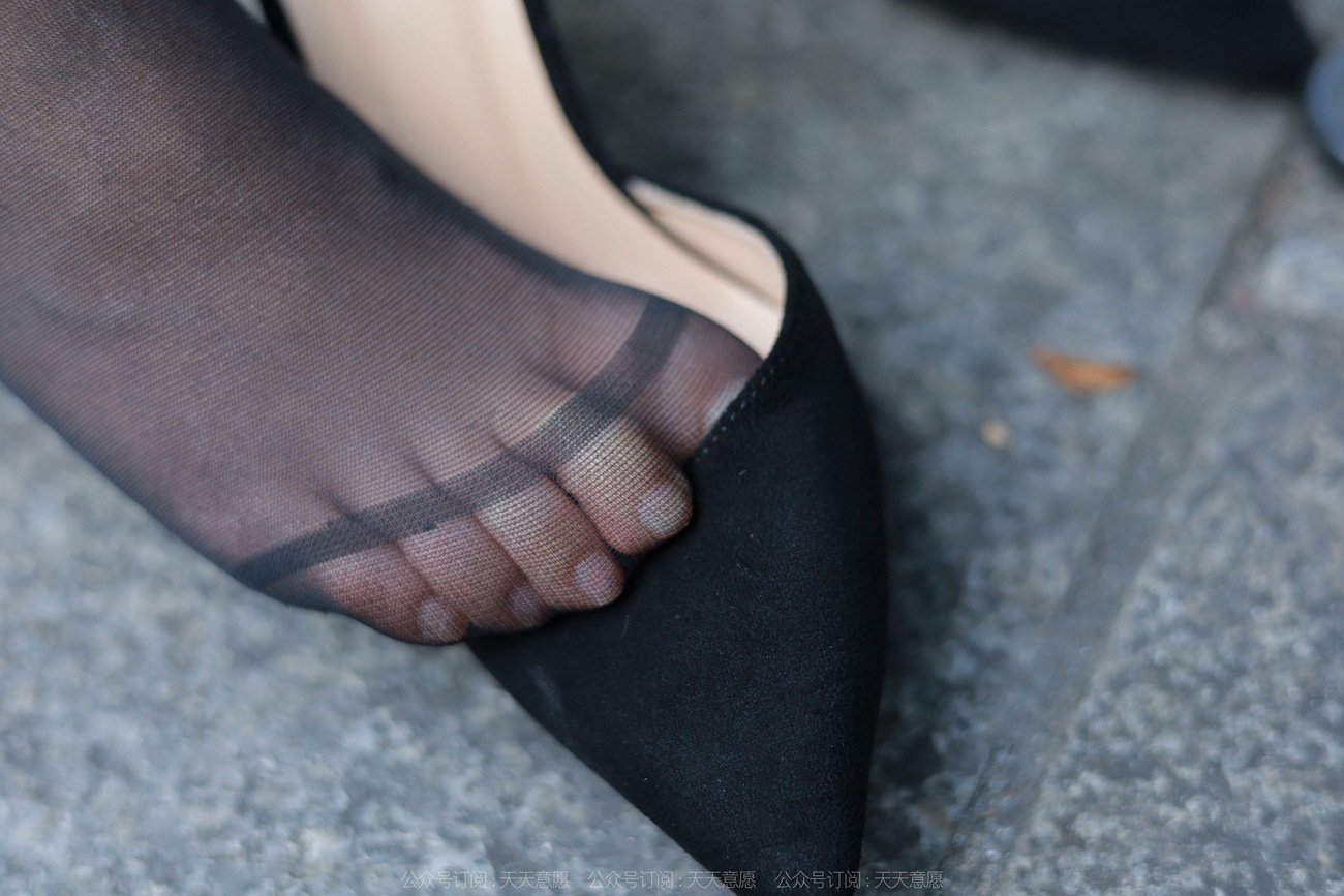 图片[51]-[IESS异思趣向] 耽丝 211122 婉萍的窄裙黑丝装 [90P] – 速更版-美库