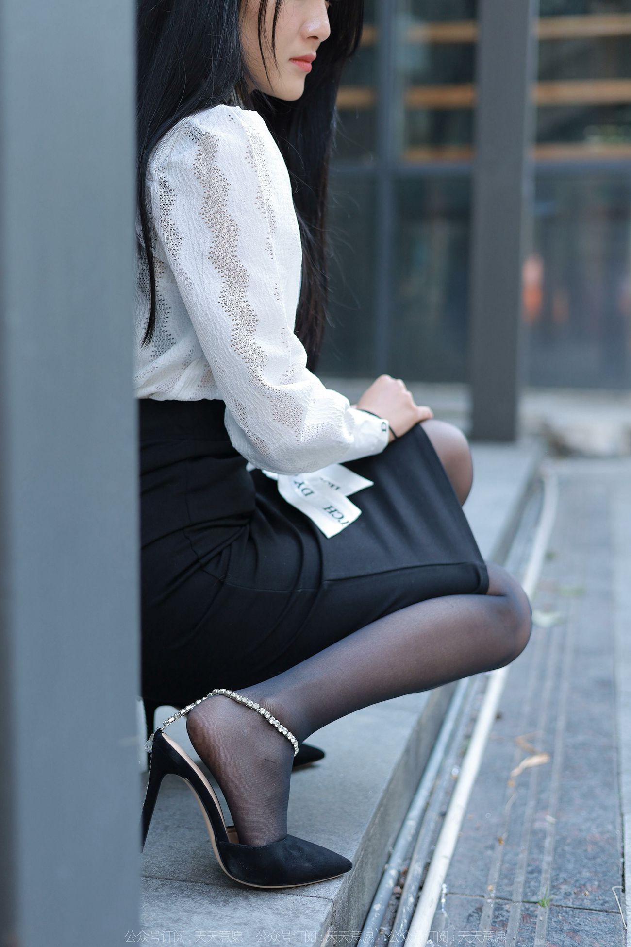 图片[69]-[IESS异思趣向] 耽丝 211122 婉萍的窄裙黑丝装 [90P] – 速更版-美库