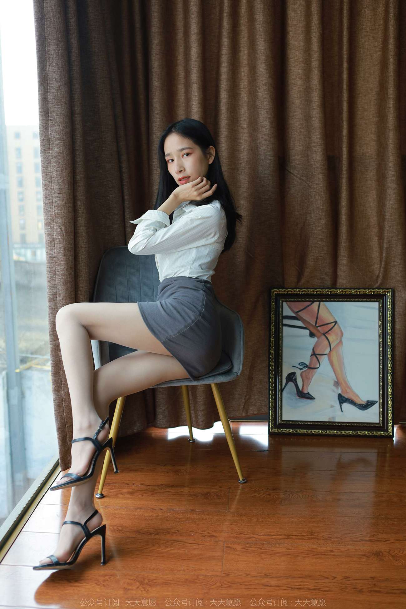 图片[26]-[IESS异思趣向] 耽丝 211205 地板上的黑色凉鞋美子 [89P] – 速更版-美库