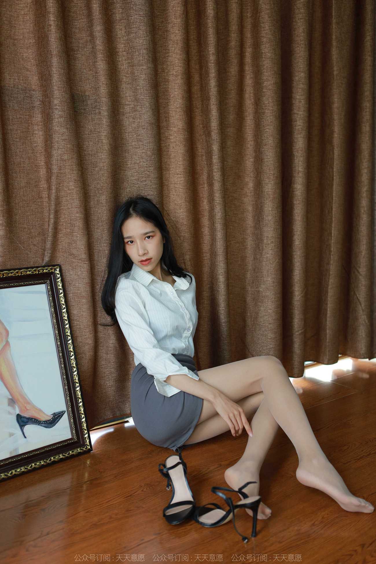 图片[69]-[IESS异思趣向] 耽丝 211205 地板上的黑色凉鞋美子 [89P] – 速更版-美库