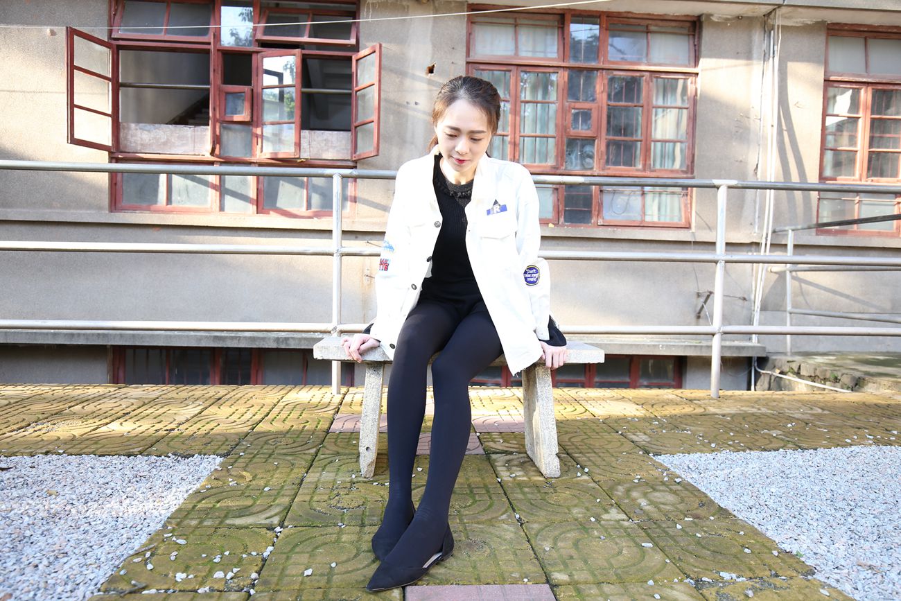 图片[64]-大西瓜爱牙膏-早期作品-Z2-1 衬黑厚丝 (4)[97P] – 速更版-美库