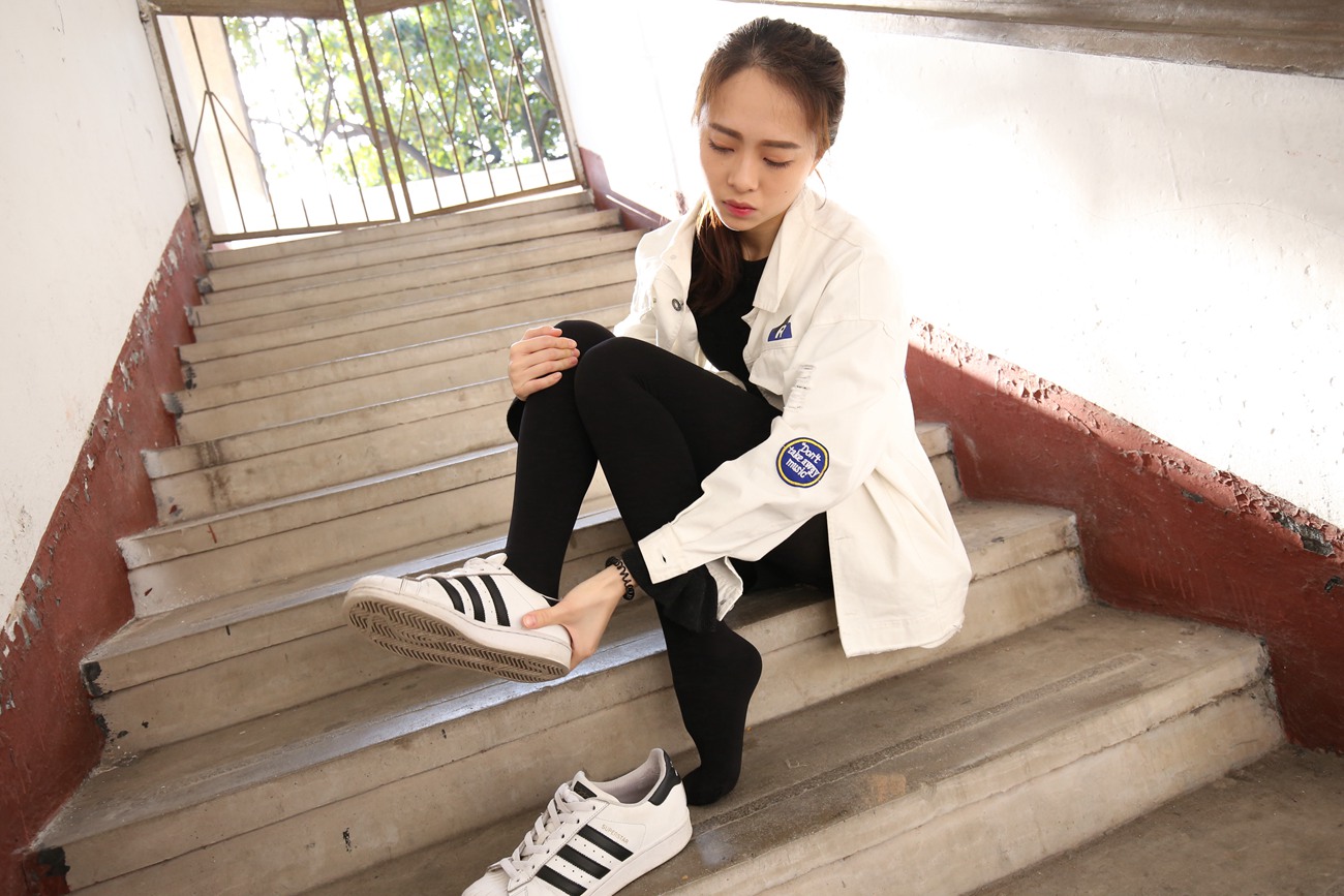 图片[151]-大西瓜爱牙膏-早期作品-Z2-1 衬黑厚丝 (3)[189P] – 速更版-美库