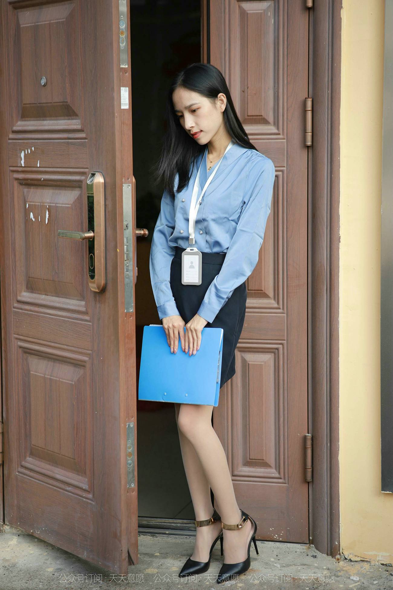 图片[32]-[IESS异思趣向] 2021.10.26 丝享家958：美子《美女业务员》[88P] – 速更版-美库