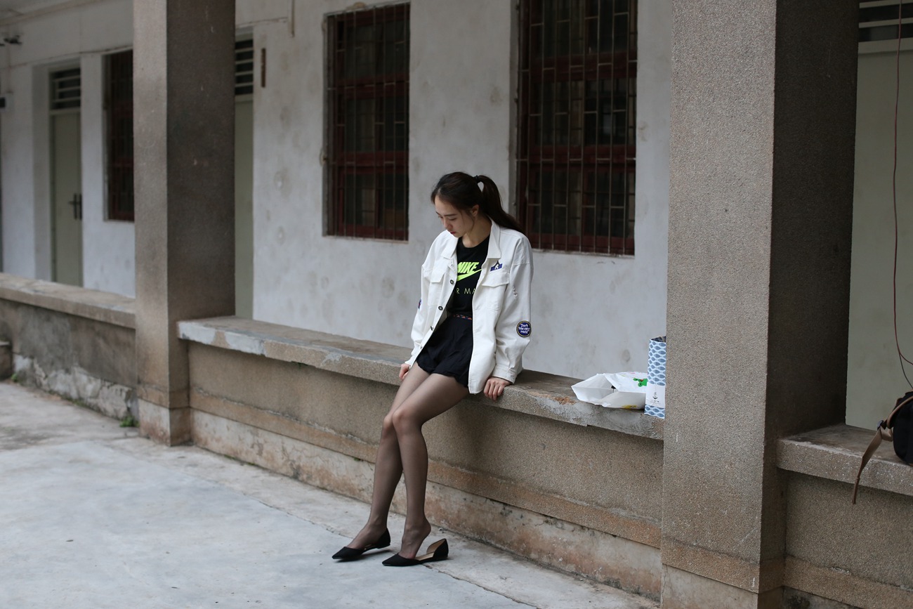 图片[37]-大西瓜爱牙膏-早期作品-Z2-2 衬黑丝袜 (1) [232P] – 速更版-美库