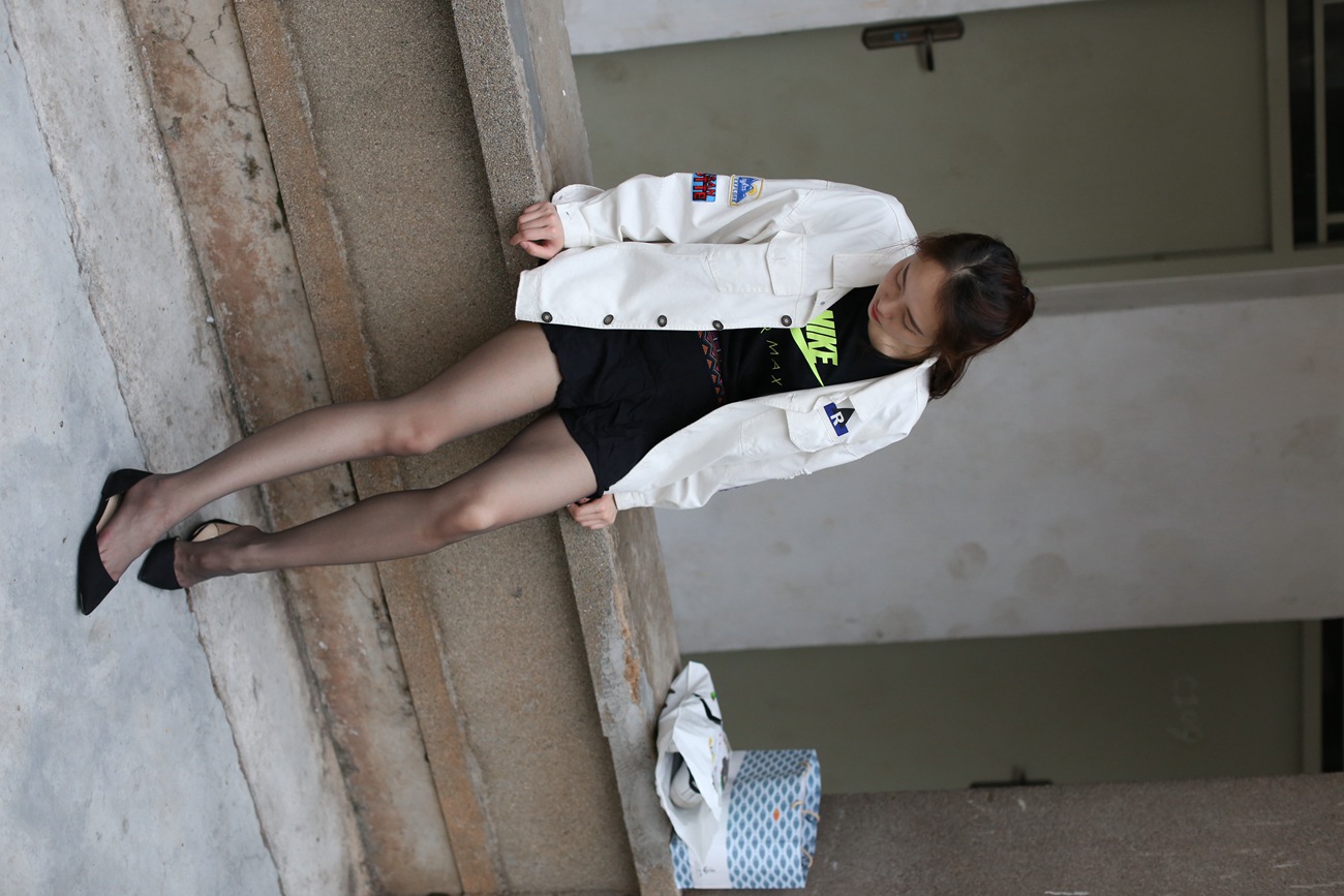 图片[45]-大西瓜爱牙膏-早期作品-Z2-2 衬黑丝袜 (1) [232P] – 速更版-美库