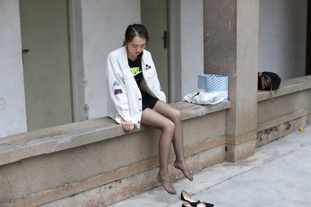 图片[64]-大西瓜爱牙膏-早期作品-Z2-2 衬黑丝袜 (1) [232P] – 速更版-美库