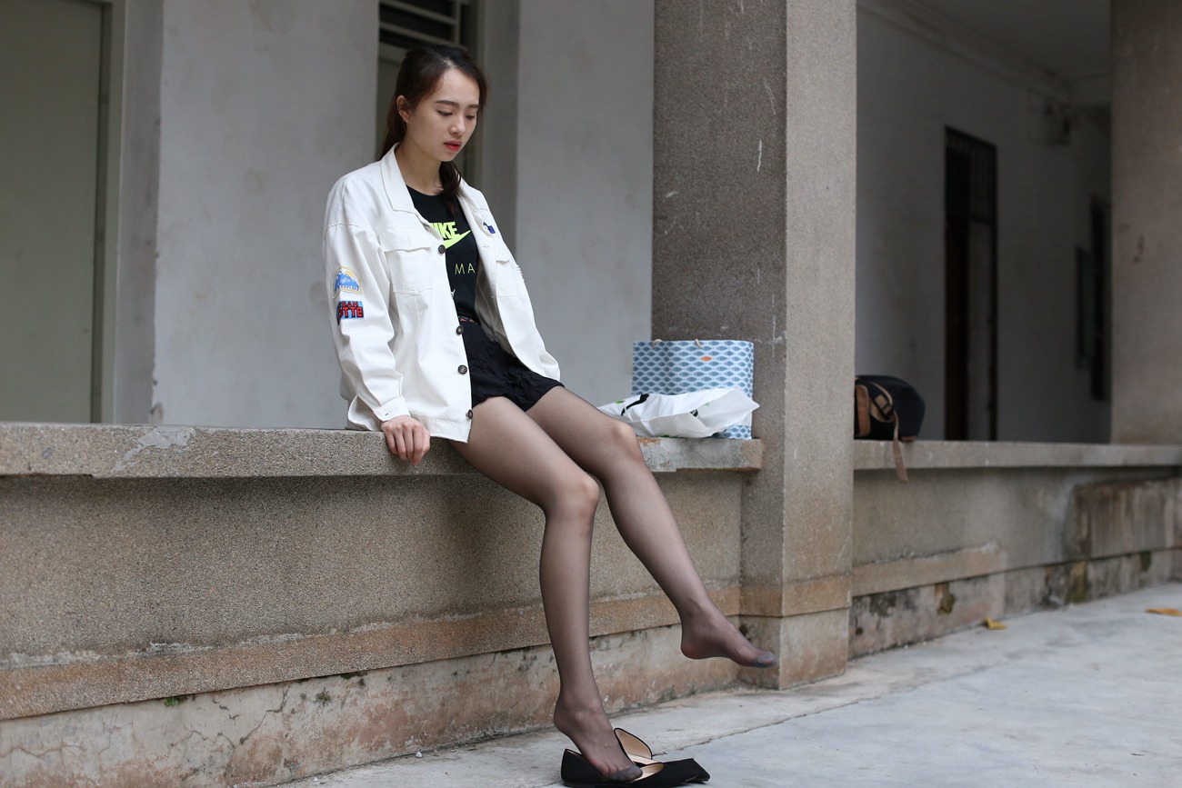 图片[66]-大西瓜爱牙膏-早期作品-Z2-2 衬黑丝袜 (1) [232P] – 速更版-美库