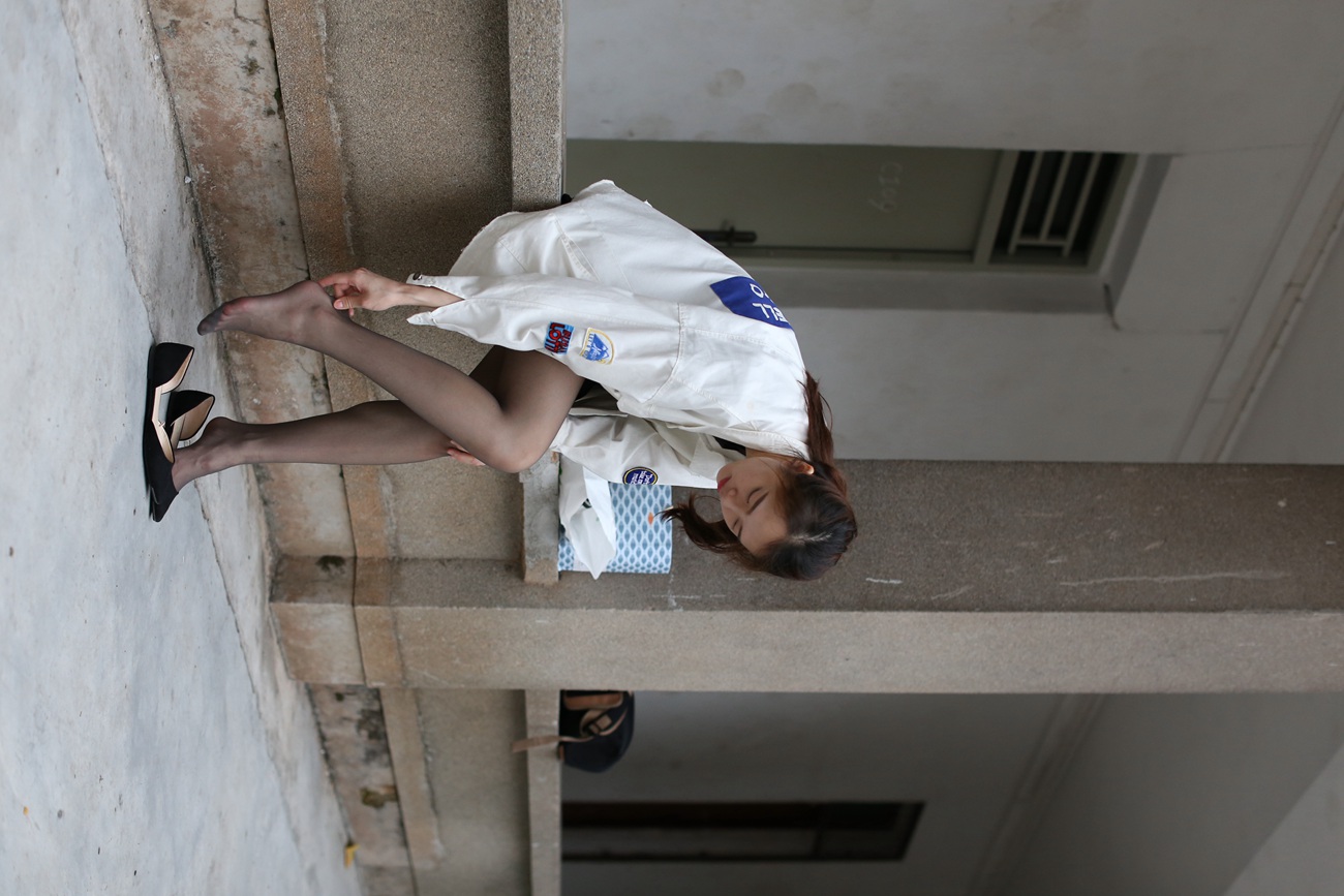 图片[72]-大西瓜爱牙膏-早期作品-Z2-2 衬黑丝袜 (1) [232P] – 速更版-美库