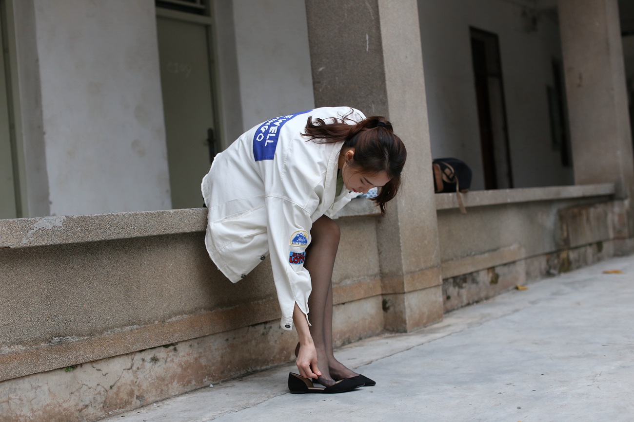 图片[74]-大西瓜爱牙膏-早期作品-Z2-2 衬黑丝袜 (1) [232P] – 速更版-美库