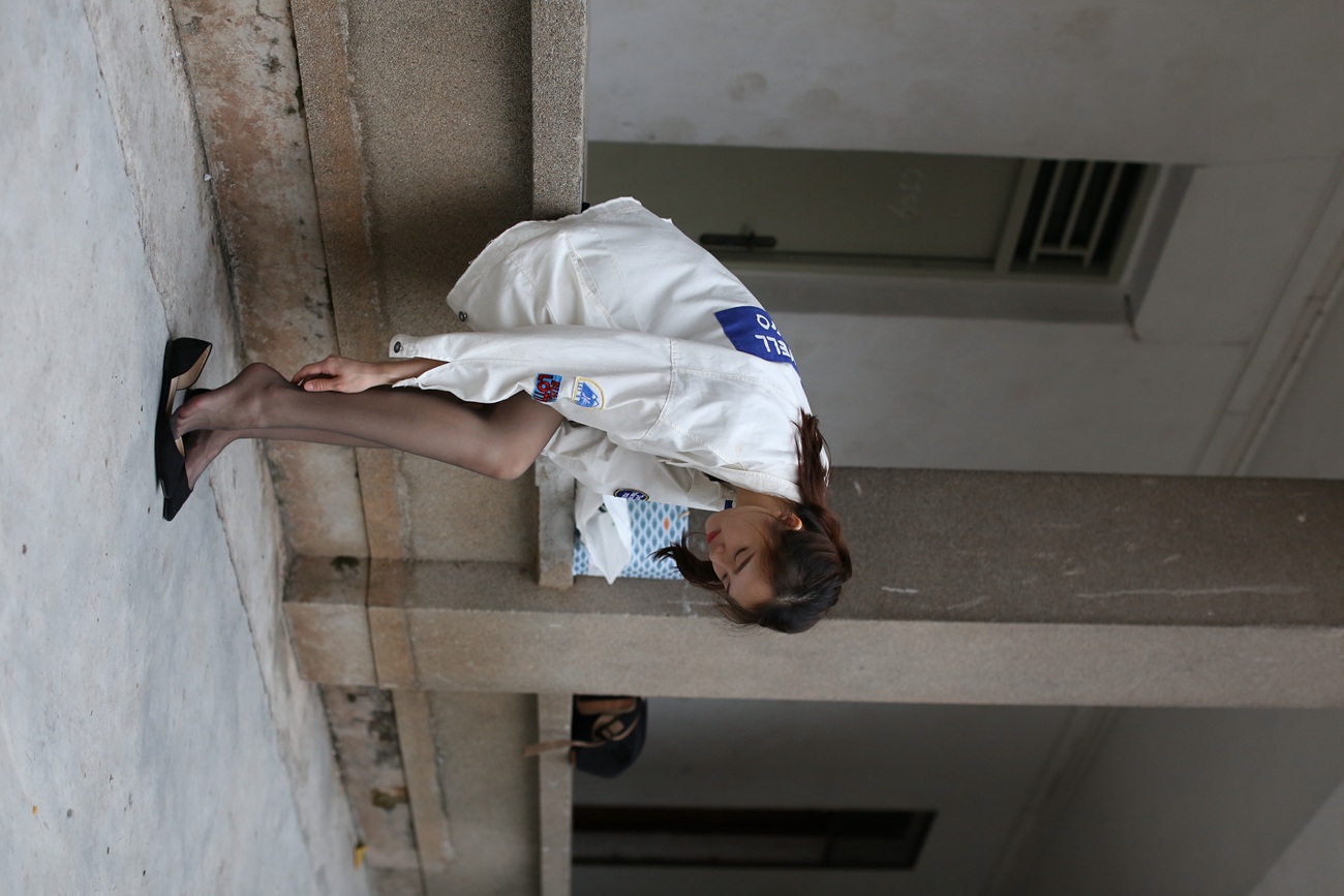 图片[73]-大西瓜爱牙膏-早期作品-Z2-2 衬黑丝袜 (1) [232P] – 速更版-美库