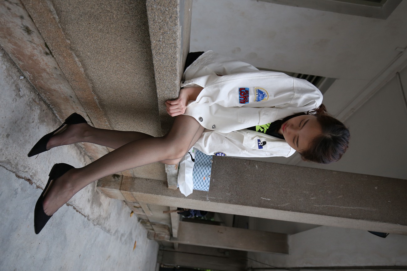 图片[87]-大西瓜爱牙膏-早期作品-Z2-2 衬黑丝袜 (1) [232P] – 速更版-美库