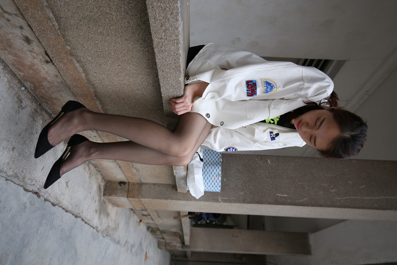 图片[86]-大西瓜爱牙膏-早期作品-Z2-2 衬黑丝袜 (1) [232P] – 速更版-美库