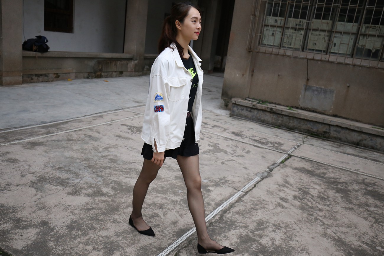 图片[57]-大西瓜爱牙膏-早期作品-Z2-2 衬黑丝袜 (2) [240P] – 速更版-美库