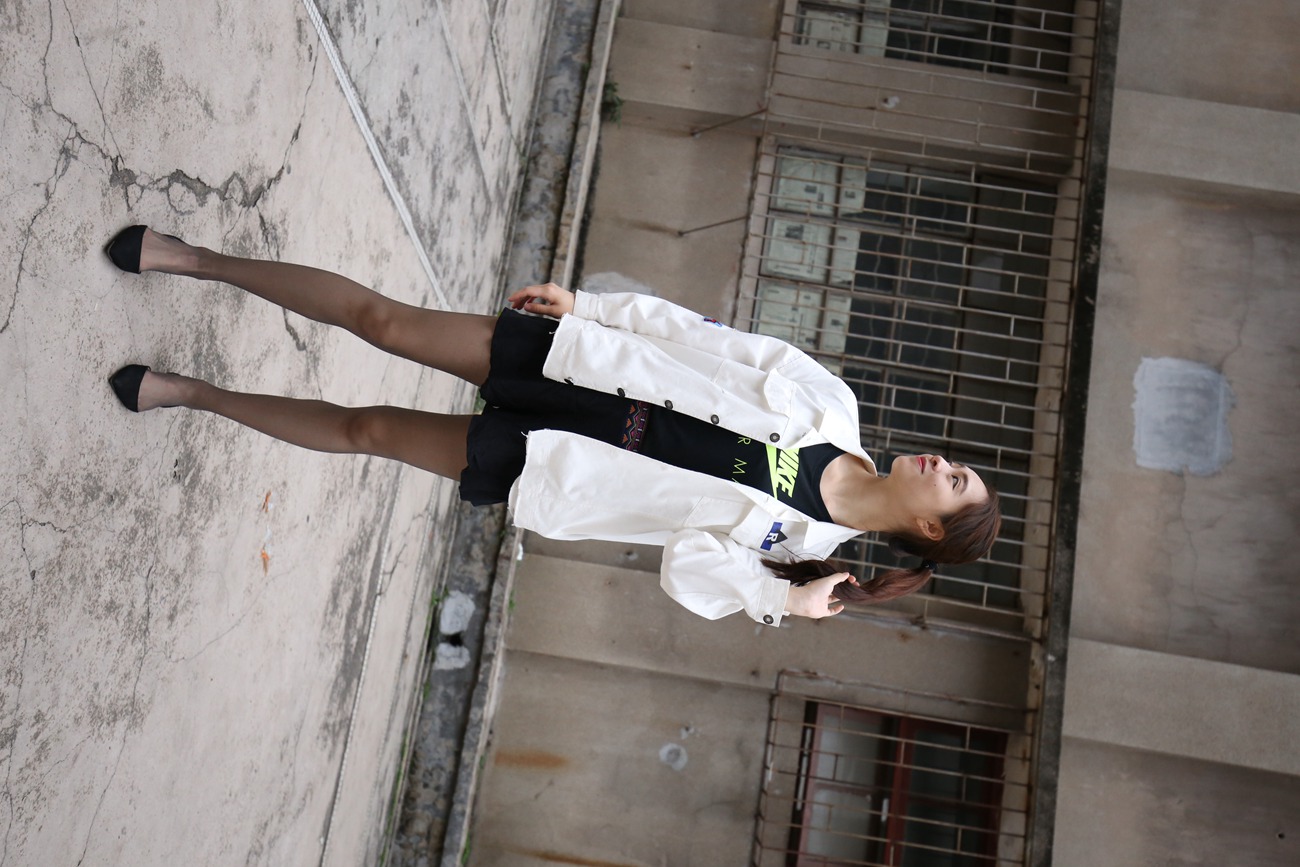 图片[67]-大西瓜爱牙膏-早期作品-Z2-2 衬黑丝袜 (2) [240P] – 速更版-美库