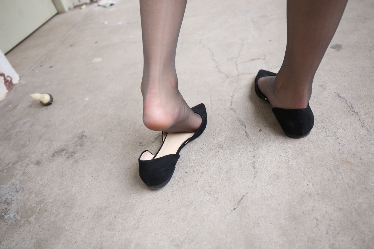 图片[156]-大西瓜爱牙膏-早期作品-Z2-2 衬黑丝袜 (1) [232P] – 速更版-美库