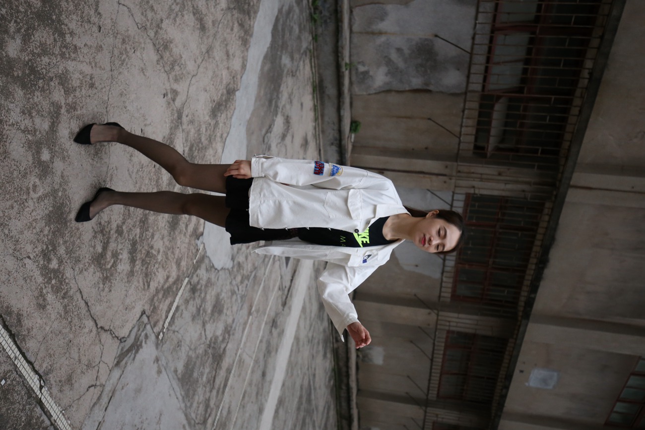 图片[75]-大西瓜爱牙膏-早期作品-Z2-2 衬黑丝袜 (2) [240P] – 速更版-美库