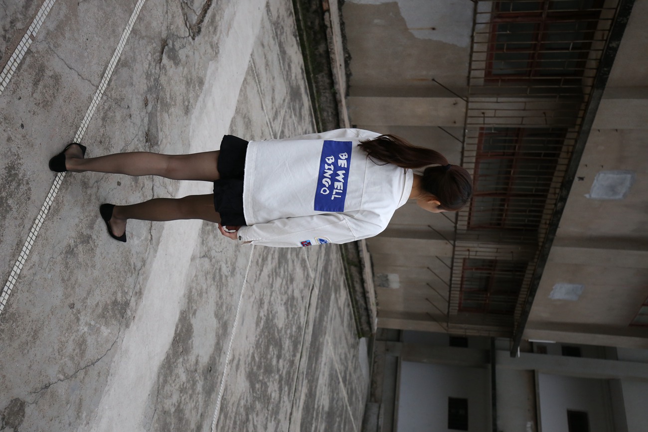 图片[81]-大西瓜爱牙膏-早期作品-Z2-2 衬黑丝袜 (2) [240P] – 速更版-美库