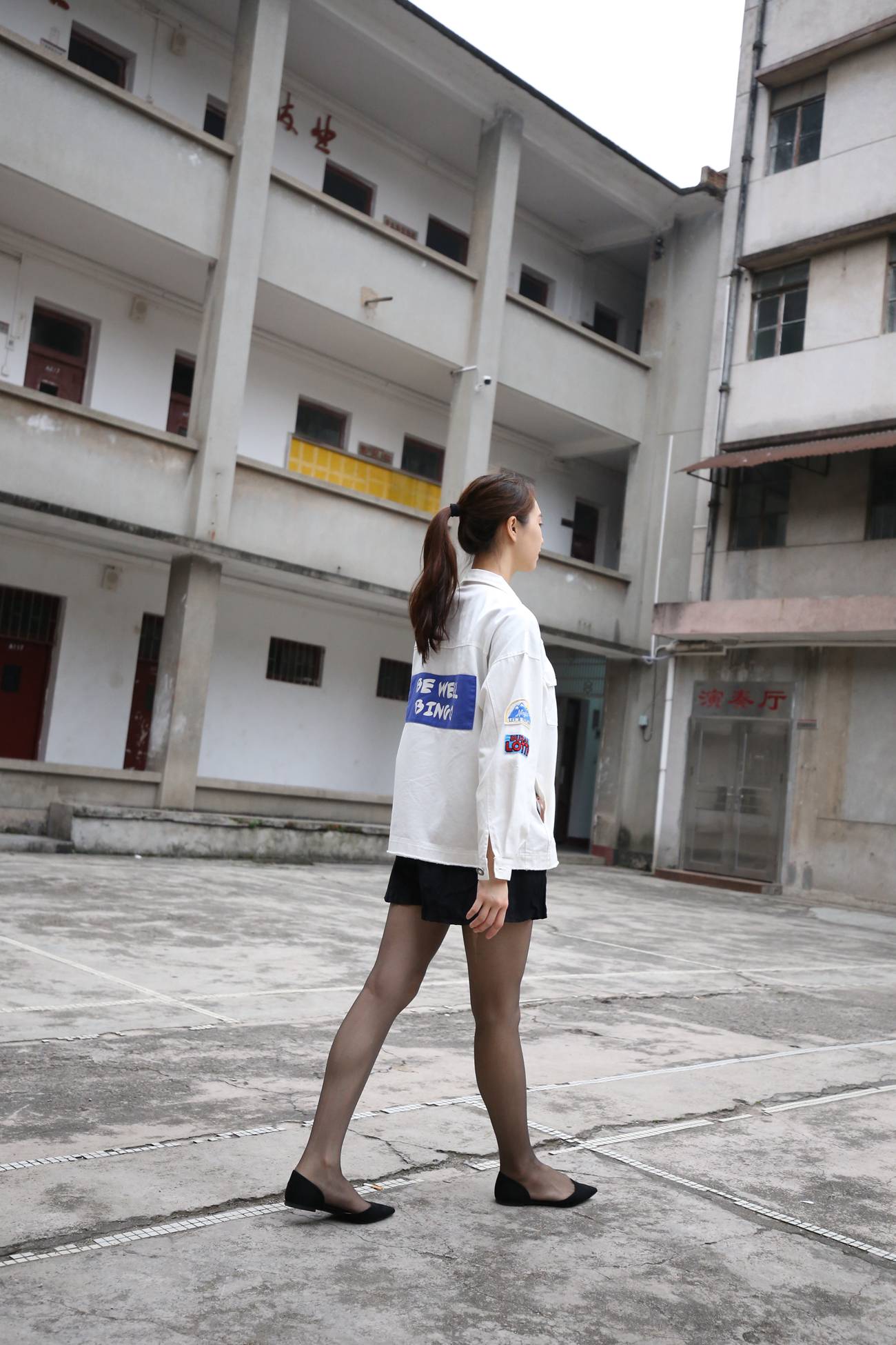 图片[95]-大西瓜爱牙膏-早期作品-Z2-2 衬黑丝袜 (2) [240P] – 速更版-美库