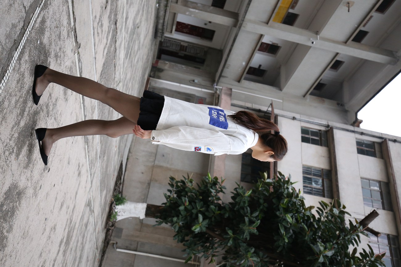 图片[103]-大西瓜爱牙膏-早期作品-Z2-2 衬黑丝袜 (2) [240P] – 速更版-美库