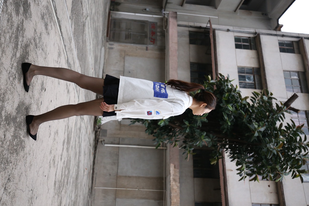 图片[105]-大西瓜爱牙膏-早期作品-Z2-2 衬黑丝袜 (2) [240P] – 速更版-美库