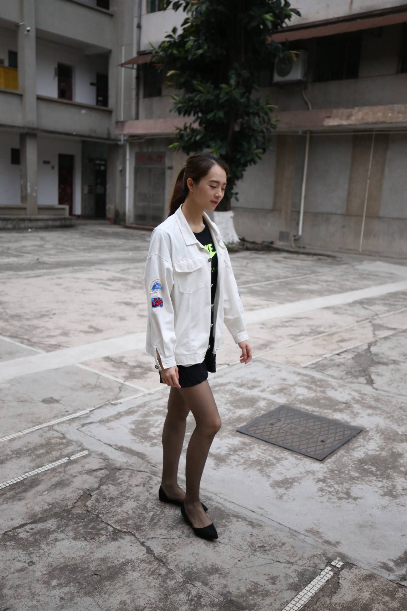 图片[112]-大西瓜爱牙膏-早期作品-Z2-2 衬黑丝袜 (2) [240P] – 速更版-美库