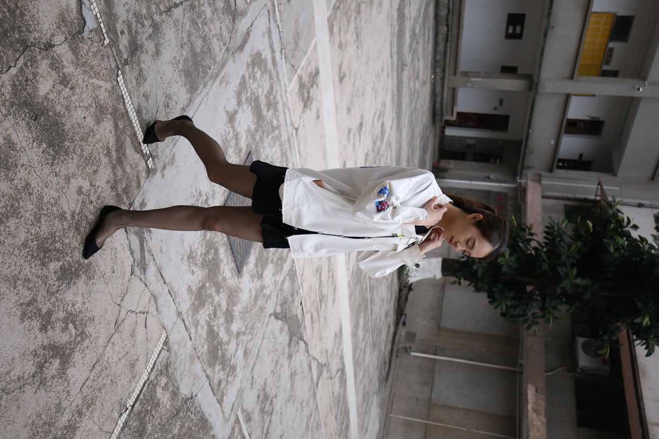 图片[114]-大西瓜爱牙膏-早期作品-Z2-2 衬黑丝袜 (2) [240P] – 速更版-美库