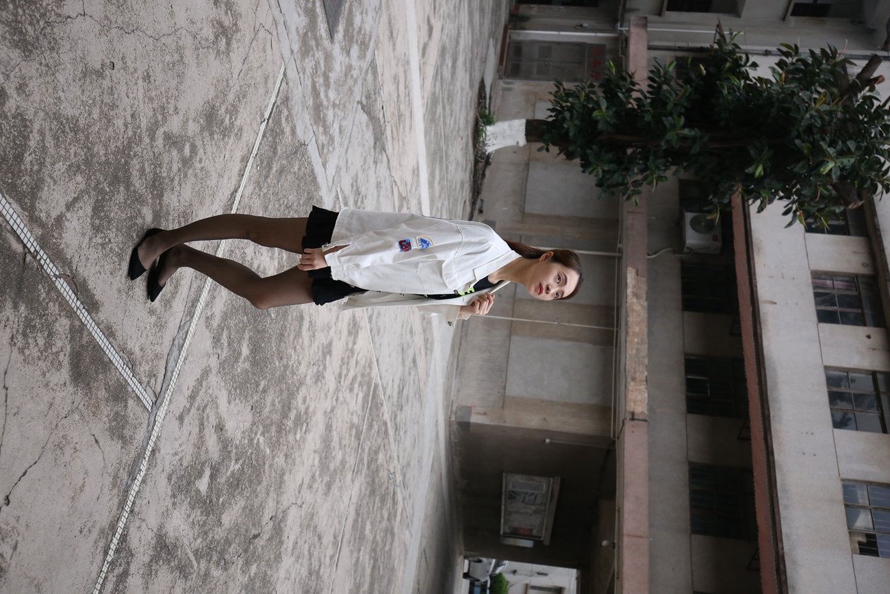 图片[115]-大西瓜爱牙膏-早期作品-Z2-2 衬黑丝袜 (2) [240P] – 速更版-美库