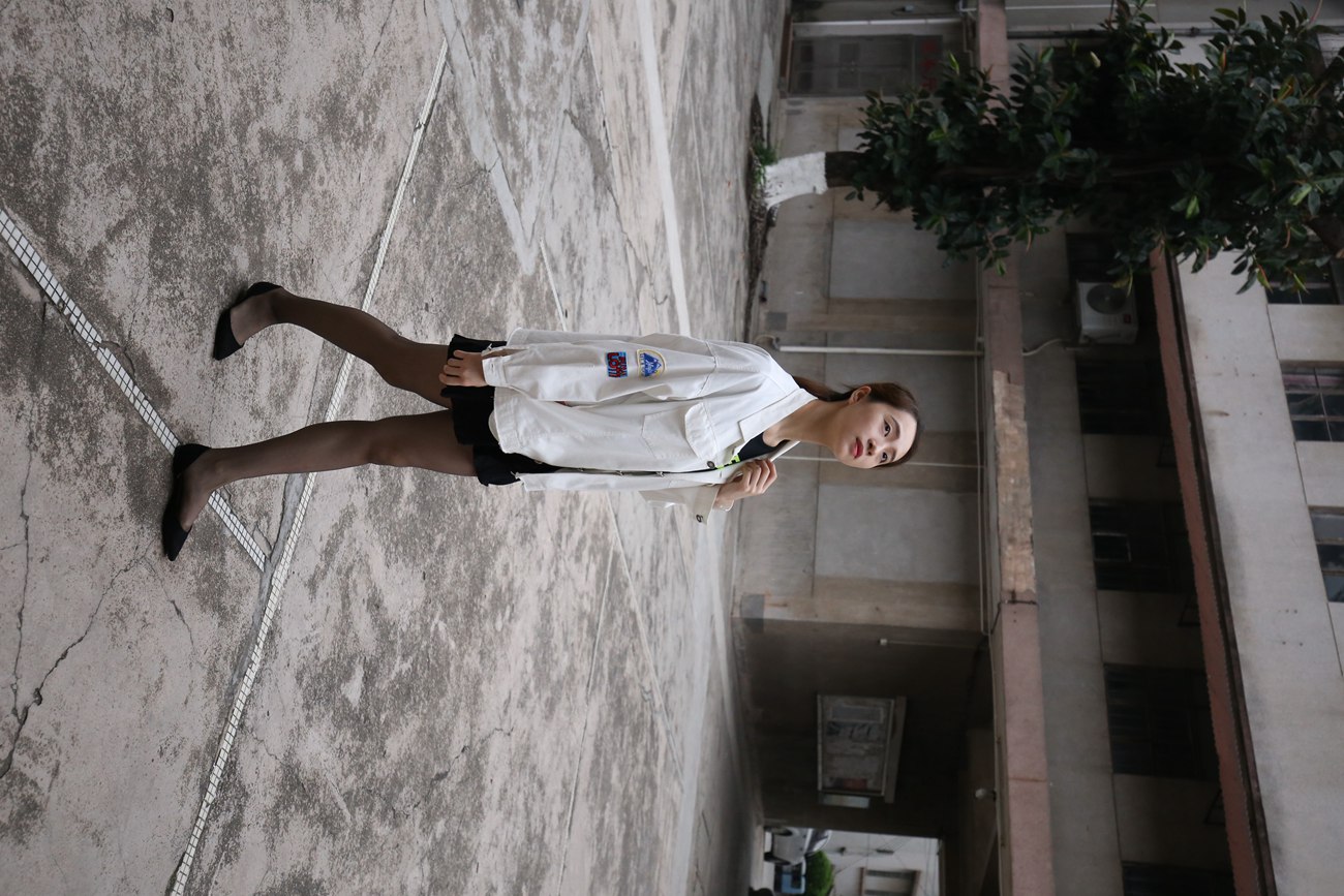 图片[116]-大西瓜爱牙膏-早期作品-Z2-2 衬黑丝袜 (2) [240P] – 速更版-美库